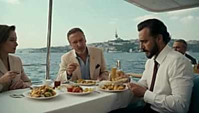 Teknede İş Yemeği